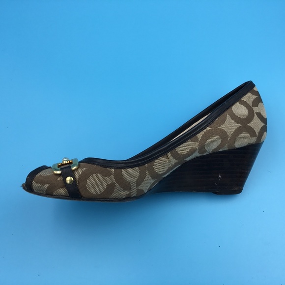Coach Womens Brown Tan Gold Buckle Wedges Sz 7 - Picture 3 of 8
